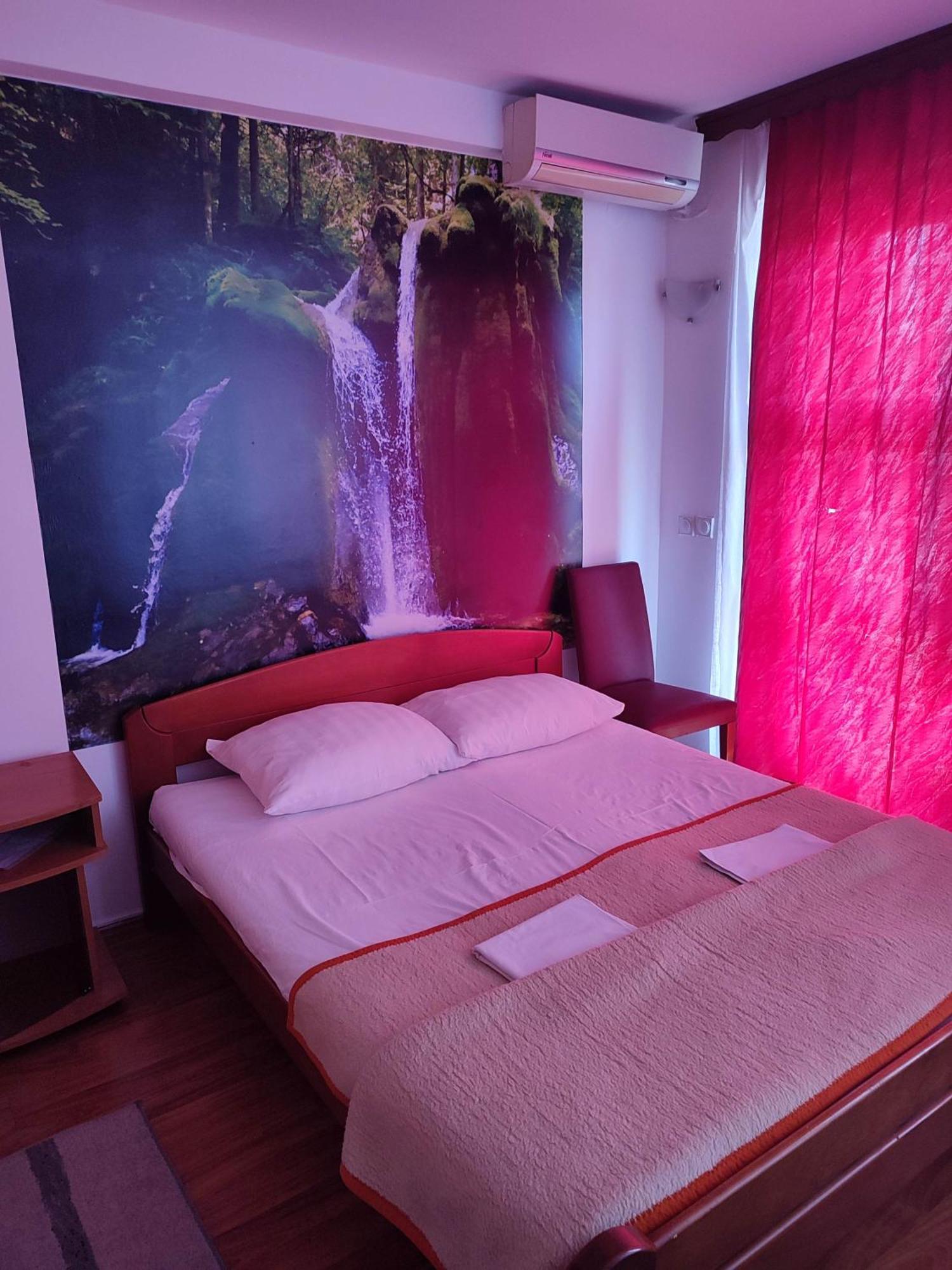Pansion Kamin Bed and Breakfast Lukavica Exteriör bild